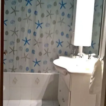 Detached House 120 Sq.m., Kalamia Beach. Appartamento Corinto